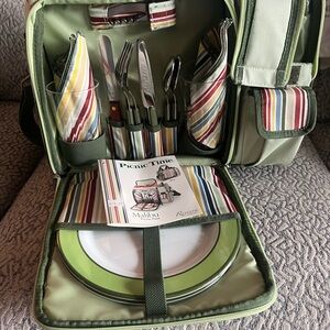 Green Picnic Backpack with Striped Accessories